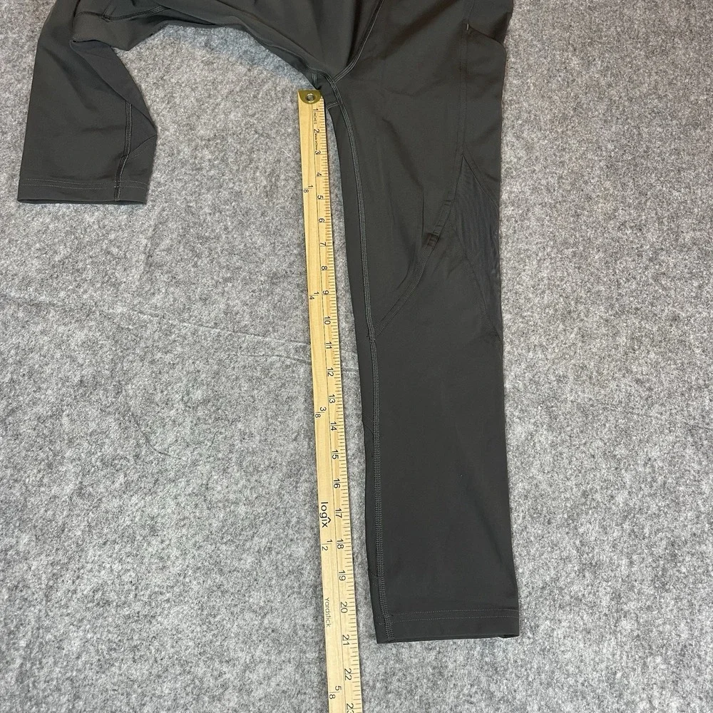 Lululemon‎ Youth Leggings Spell out Waistband Elastic Stretch Pull On Size 2